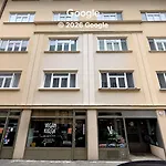 96m2 Of Comfort And Style: 4bd In Old Town * ברטיסלאבה