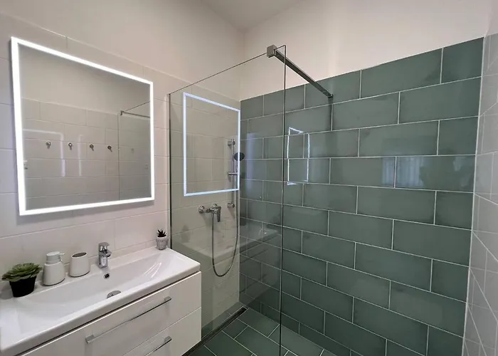 96m2 Of Comfort And Style: 4bd In Old Town Apartmán *