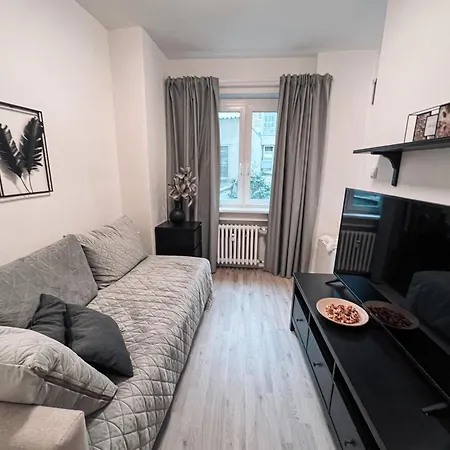 96m2 Of Comfort And Style: 4bd In Old Town *