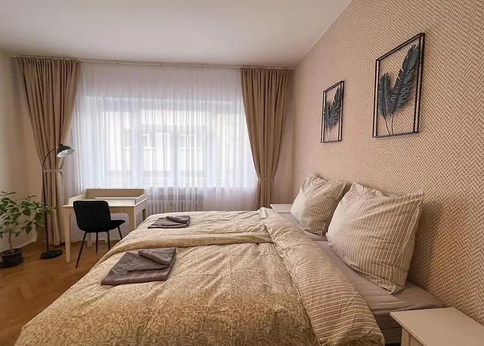 Apartamento 96m2 Of Comfort And Style: 4bd In Old Town