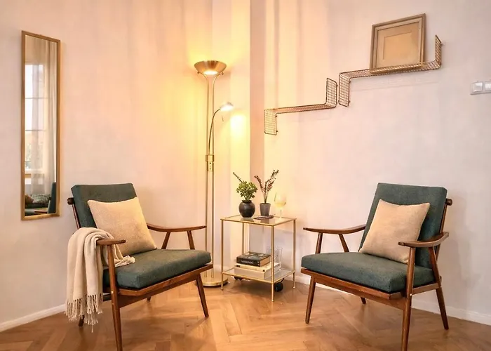 96m2 Of Comfort And Style: 4bd In Old Town * Bratislava